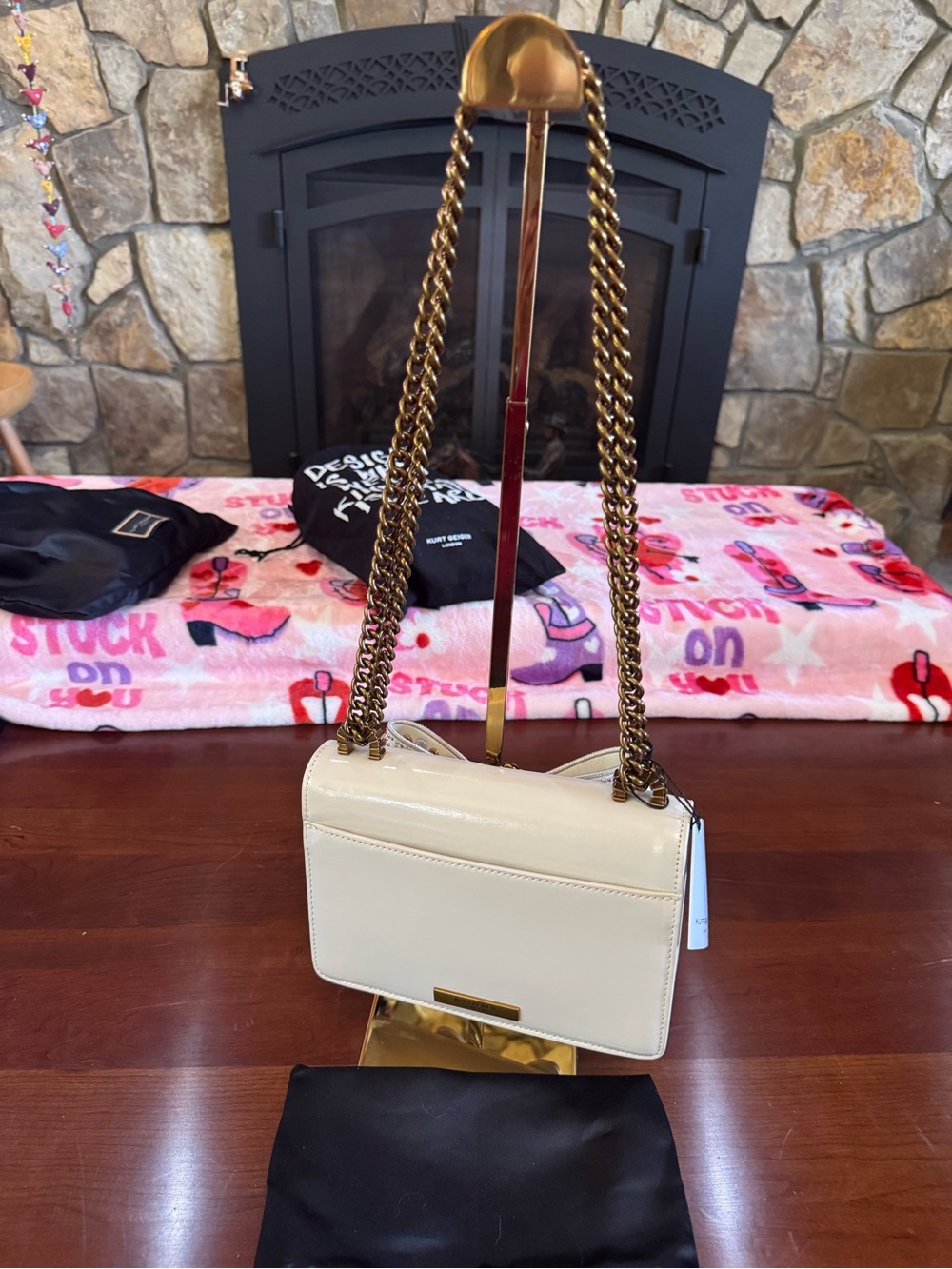 Kurt Geiger London Small Shoreditch Large Bow - NWT embellished Cream Patent - Picture 4 of 12